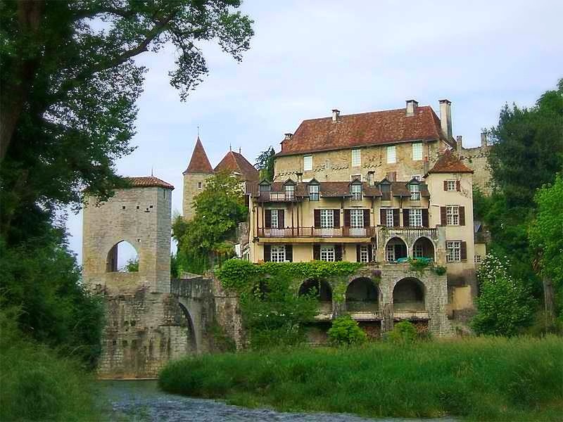 Tech-dry Sealer Saves An Over 400-year-old French Maison